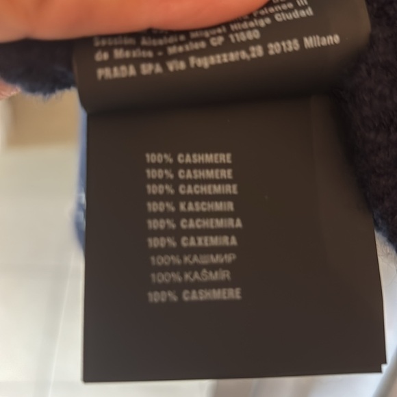 NWT Prada 100% Cashmere Long Sleeve Gold Button Sweater - Picture 10 of 13